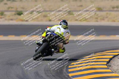 media/Oct-08-2022-SoCal Trackdays (Sat) [[1fc3beec89]]/Turn 11 Backside (1145am)/